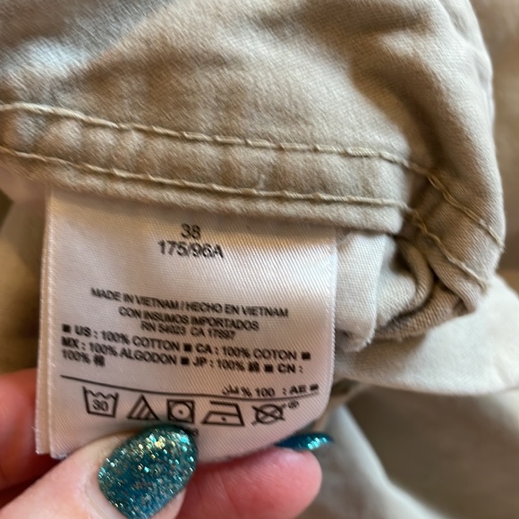 Men’s Old Navy 38 cotton flat front shorts - Picture 4 of 9